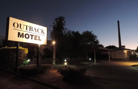 Outback Motel - Winery Find 1