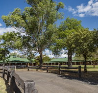 Overlander Homestead Motel - Winery Find