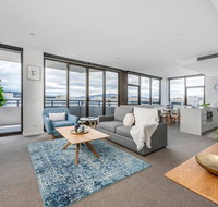 Oversized Luxe 1 Bedder - Amazing Barton - Gym - Winery Find