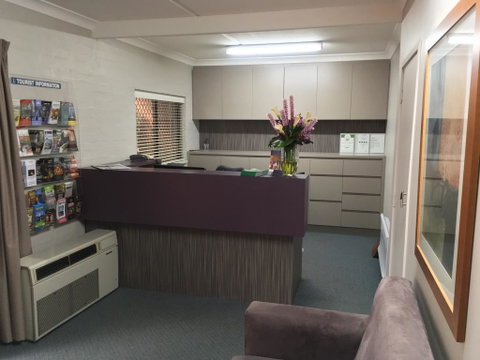 Oxley Court Serviced Apartments - Winery Find 1