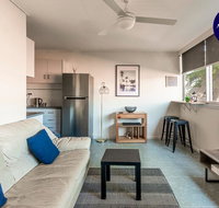 PADDINGTON PAD with PARKING  SMART TV  POOL - Winery Find