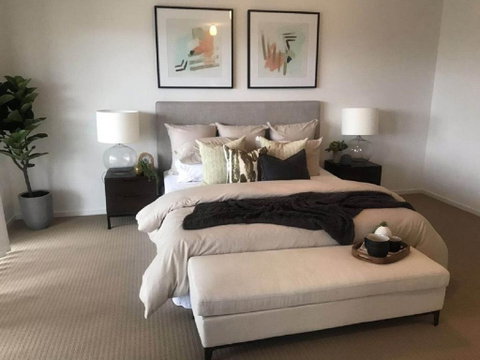Pampas Grass Homestay A - Winery Find 1