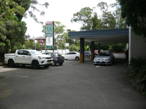Parramatta City Motel - Winery Find 1
