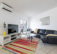 Peaceful 1 Bedroom Apartment with Parking - Winery Find