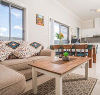 PEACEFUL 2Kingbed RootyHill Townhouse near Station - Winery Find