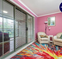 Pet Friendly Home - Pool  Parking - Tennis Court - Winery Find
