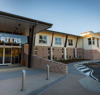 Porter's Plainland Hotel - Winery Find