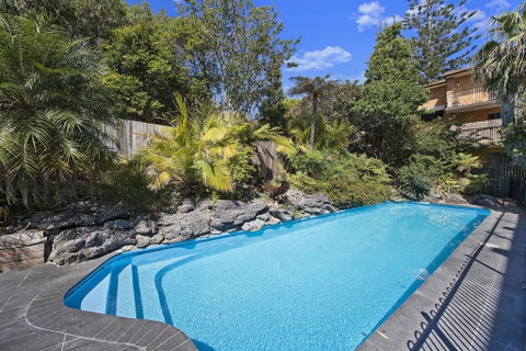 Portsea 16 14 Surf Street - Winery Find 0
