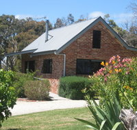 Prom Coast Holiday Lodge - Winery Find