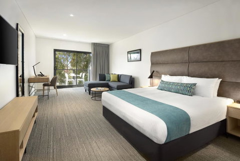 Quality Hotel Lakeside - Winery Find 2