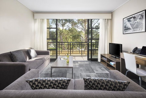 Quest Narre Warren - Winery Find 3