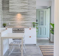 Quiet Pet Friendly Home 3 houses to beach entry with Private Pool Walk to Shops - Winery Find