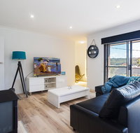 Randall Family Retreat 22B Randall Drive - Winery Find