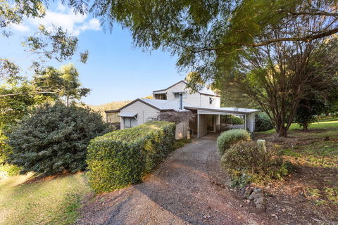 Ravensbourne Escape - Windsong - Winery Find 1