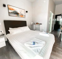 Richmond Midway Motel - Winery Find