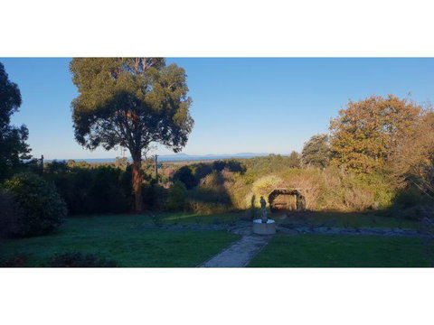 Ripplebrook Cottage - Winery Find 0