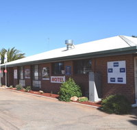 Roundhouse Motel - Winery Find