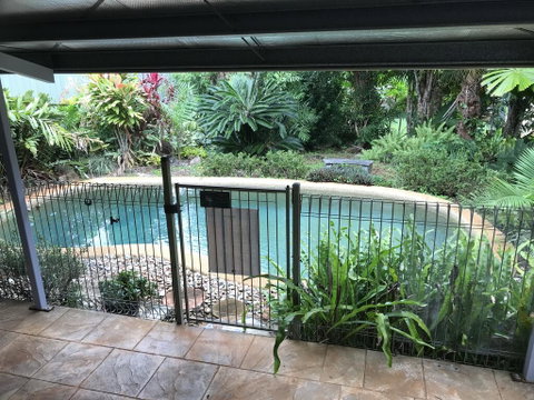 Royal Palm Cottage, Entire Two Bedroom 2 Bathroom House With Pool - Winery Find 0
