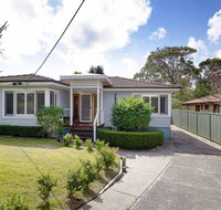 Rubys Retreat', 44 Achilles Street - pet friendly, aircon & boat parking - Winery Find