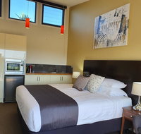 Sanctuary Hill Retreat - Winery Find