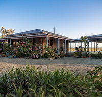 SanctuaryWaratah - Winery Find