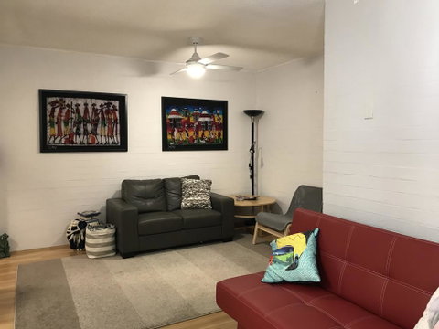 Santa Monica Apartment - Winery Find 0
