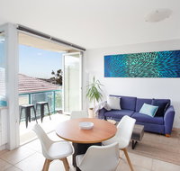 Sea Views Bondi Beach - Winery Find