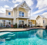 Seaside Spa Retreat - Winery Find