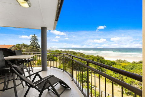 Shoreline Nine Penthouse With Ocean Views - Winery Find 0