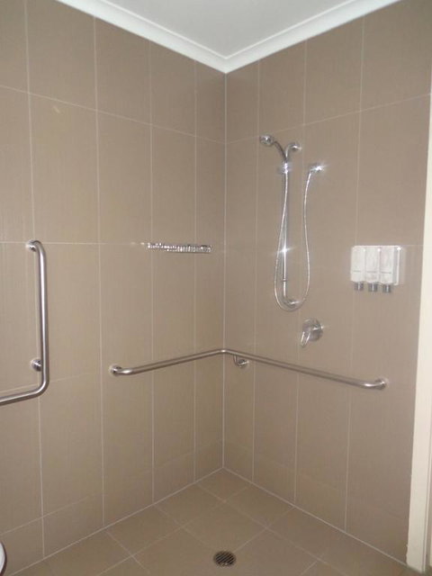 Smart Stayzzz Inns - Winery Find 3