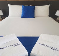 Snow Season Motor Inn - Winery Find