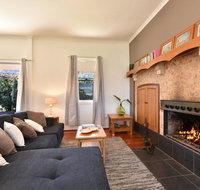 Somerville Wines Farmstay in Broke super cute house on working farm. Walk for miles. - Winery Find