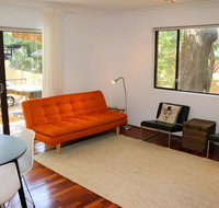 Spacious Apartment in Lane Cove Near CBD - Winery Find