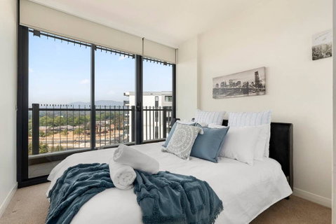 Spacious Luxury 3Br Top Location , WiFi, Gym, Pool - Winery Find 2