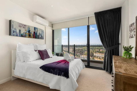 Spacious Luxury 3Br Top Location , WiFi, Gym, Pool - Winery Find 3
