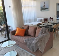 SpaciousCozy 1 bedroom  1 bathroom Zetland APT - Winery Find