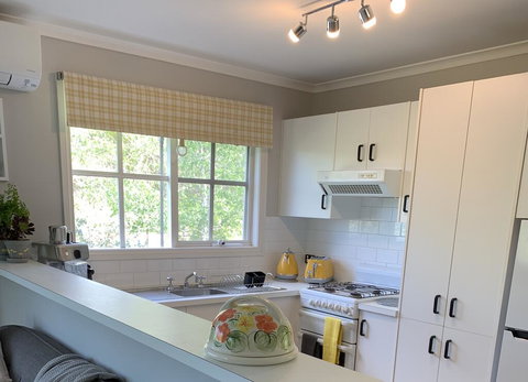 Stephanies Country Cottages - Winery Find 1