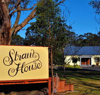 Straw House B and B - Winery Find