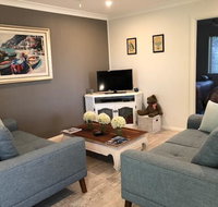 Sunshine Coast Tropical Getaway - Winery Find