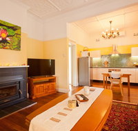 Taree Apartment - Winery Find