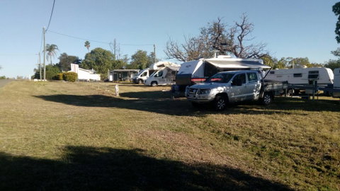 Taroom Caravan & Tourist Park - Winery Find 1