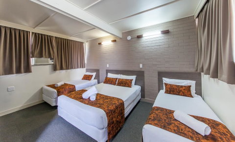The Australian Hotel Murgon - Winery Find 1