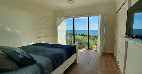 The Beach House - Port Bouvard - Winery Find 2