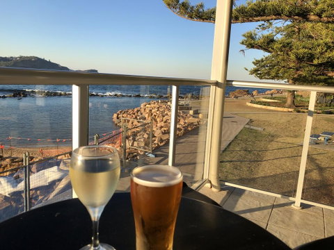 The Beach Hut Avoca Beach NSW - Winery Find 2