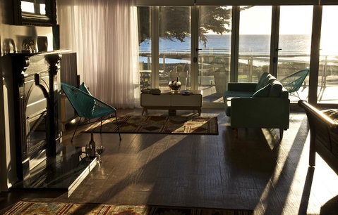 Penguin Beachfront Apartments - Winery Find 0