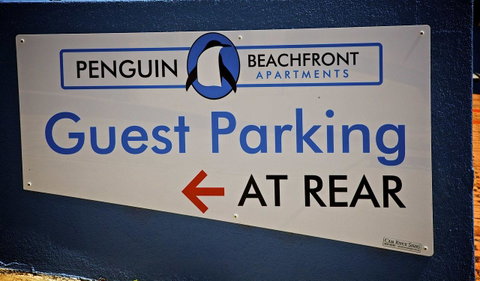 Penguin Beachfront Apartments - Winery Find 21