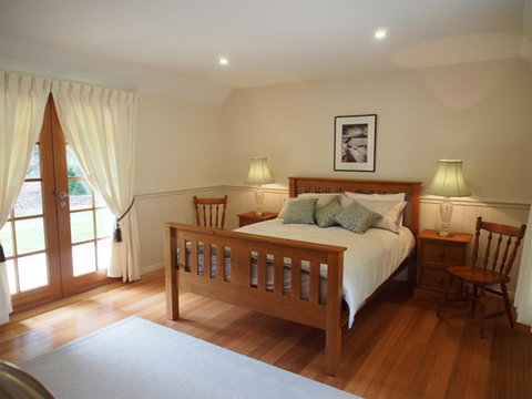 Tahara Cottage - Winery Find 5