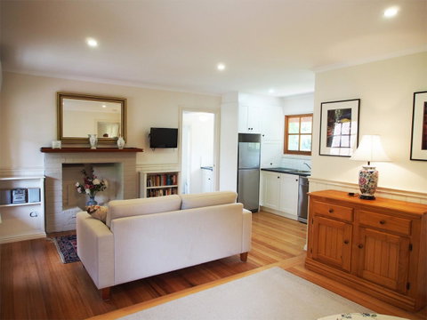 Tahara Cottage - Winery Find 2