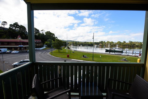 Strahan Village - Winery Find 21