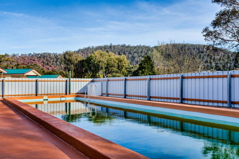 Wintersun Gardens Motel - Winery Find 17
